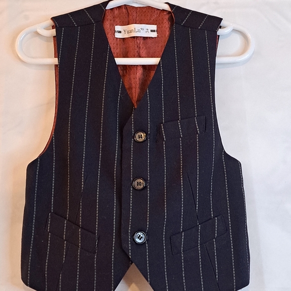Yuan Lu Little Boy's Pin Striped Vest - Tuxedo Vest Design Size 3 - Picture 2 of 12